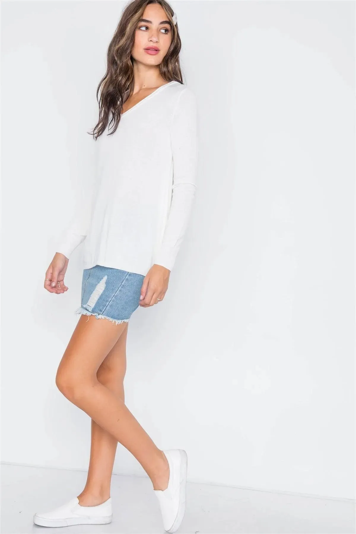 Ivory Knit Casual V-Neck Solid Sweater