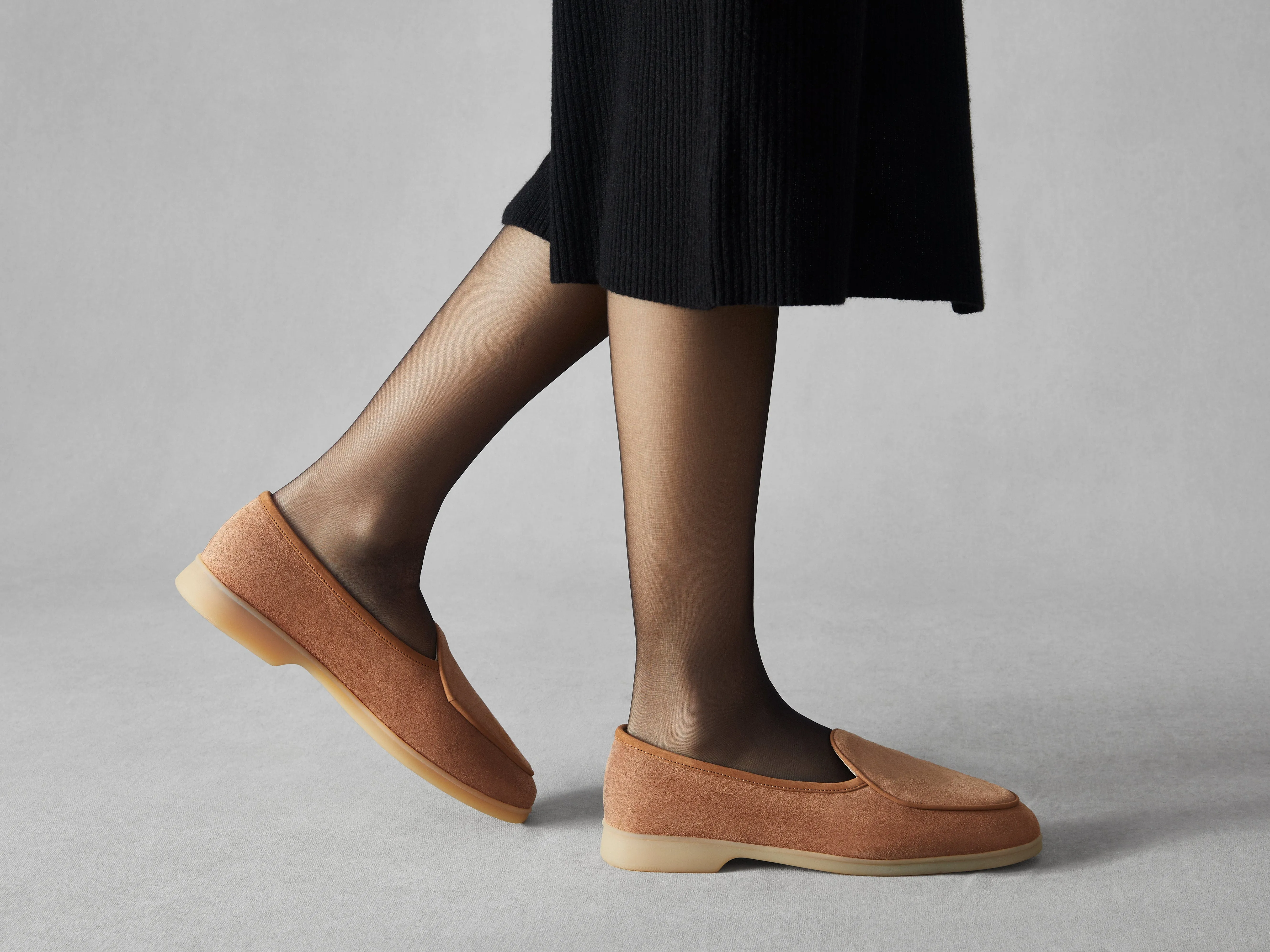 Stride Loafers in Casaque Glove Suede Natural Sole